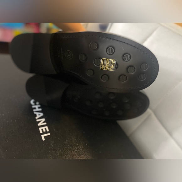 Chanel lace up combat boots 36.5 - Picture 5 of 8